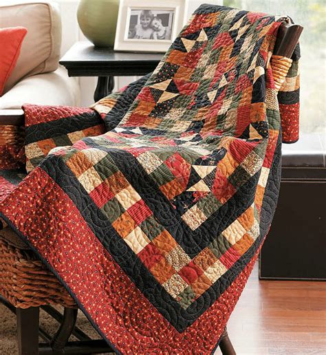 Rich Colors Create A Striking Quilt Quilting Digest Quilts Decor