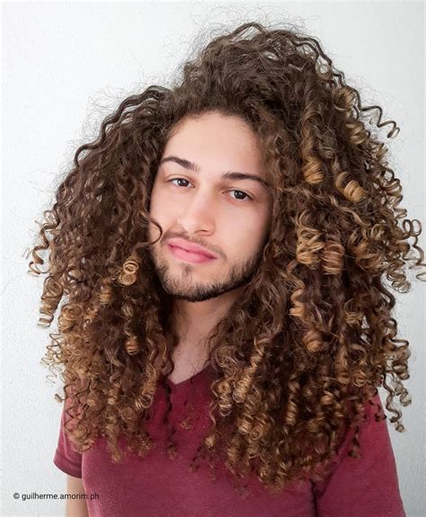 The 25 Sexiest Curly Hairstyles For Men This Year Hairstyles Vip