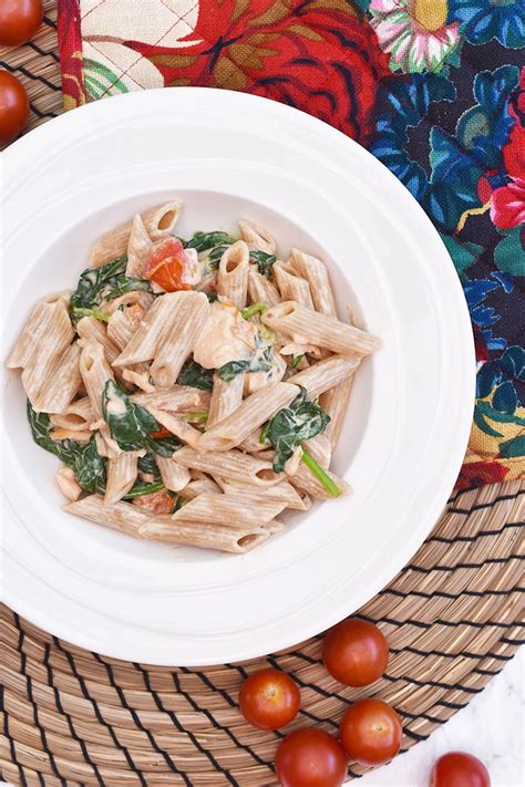 Recept Penne met zalm en spinazie