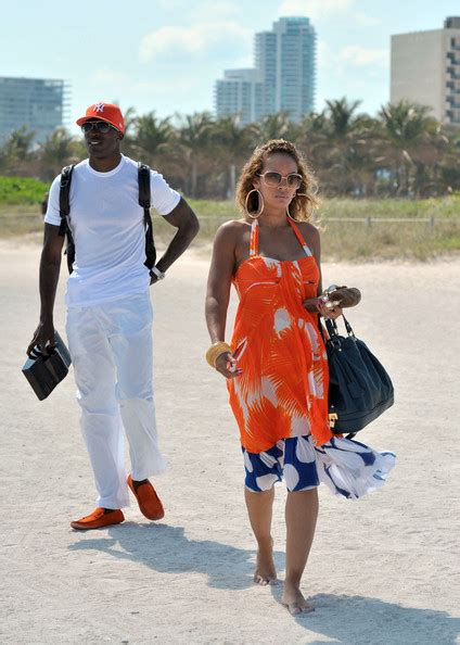 Evelyn Lozada And Chad Ochocinco Hit The Beach Media Crumbs