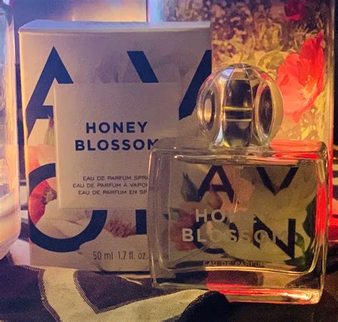 Avon Flourish Honey Blossom Eau De Parfum In 2020 Eau De Parfum Avon