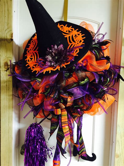 Deco Mesh Witch Wreath By Carra Cosas De Halloween Dia De Muertos