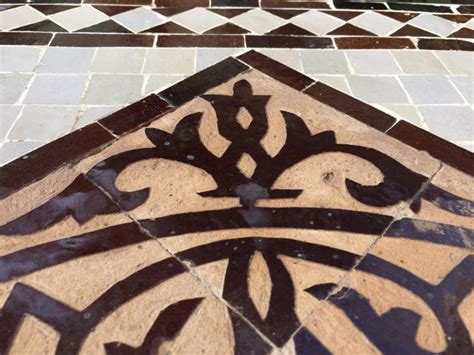 Free delivery in hyderabad, bangalore, and chennai. Moroccan Square Mosaic Tile Coffee table on Iron Base ...