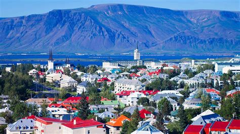 Mount Esja Reykjavik Travel Guide Nordic Visitor