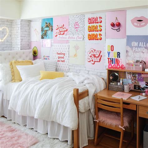 So Cozy Dorm Room Decor Dorm Room Diy Dorm Room Designs