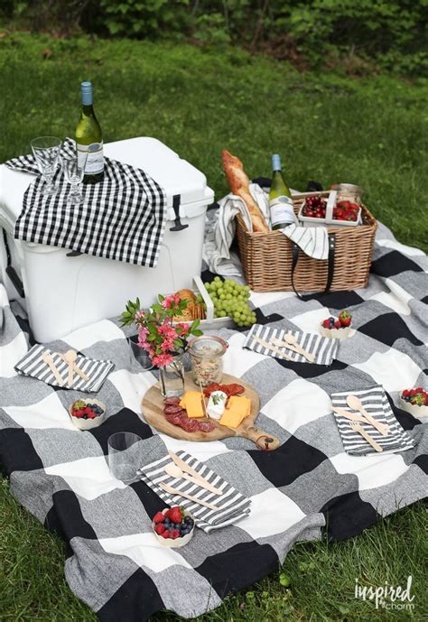 Pin By Lynn Marie Richardson On Keep Calm And Picnic On Picnic