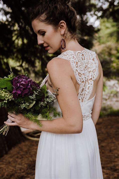 May 28, 2021 · hochzeitskleid ecru für 56.95 bei manor. Brautmode Köln: Leichte Brautkleider und Hochzeitskleider ...