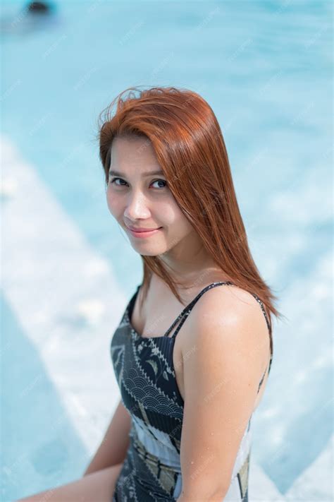 Premium Photo Woman Wearing A Bikini Near Swimming Pool
