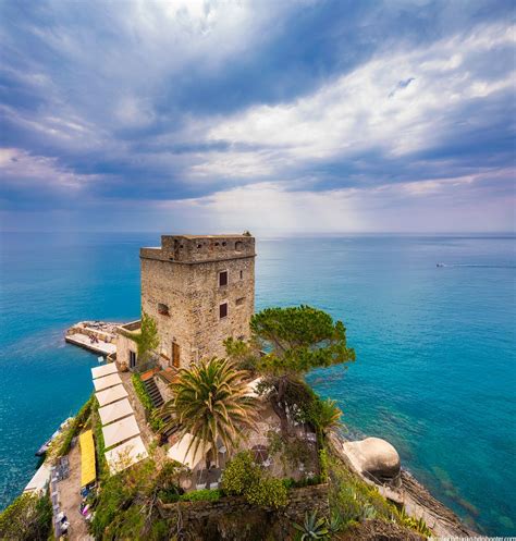 Tower in Monterosso, Cinque Terre, Italy - HDRshooter
