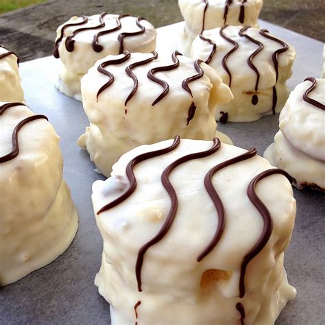 Homemade Zebra Cakes Yummi Recipes