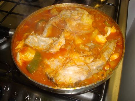 ½ lb fish or shellfish, any kind. Delícias da Cozinha lá de Casa: Caldeirada de Peixe a ...