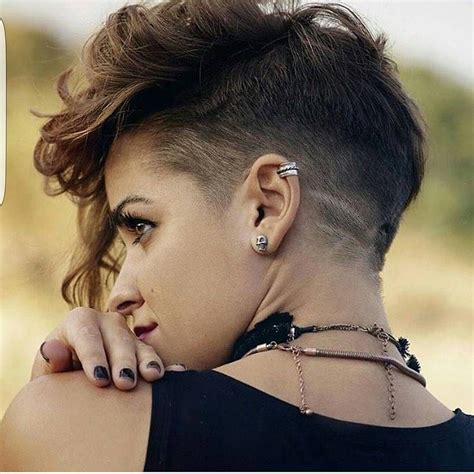 2023 Latest Edgy Look Pixie Haircuts With Sass