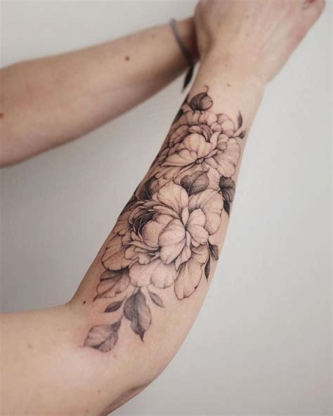 Vegan Fine Line Tattoo Artist On Instagram Freehand Peonies For