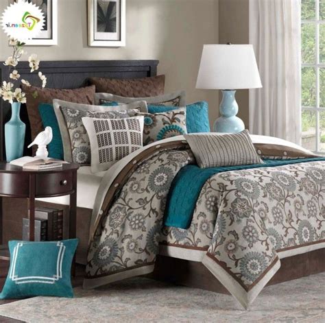 Turquoise it can be bold and strong, it's also soothing and relaxing.here are 10 of the best turquoise bedroom interior design ideas. Beautiful Gray Turquoise Bedroom Ideas | Comforter sets ...