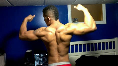 Flexing Back Muscles Progress Youtube