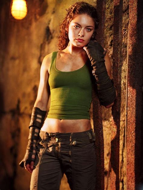 ᴼ ᴮ ᴵ ᴺ ᴴ ᴼ ᴼ ᴰ Alexa Davalos The Chronicles Of Riddick Female