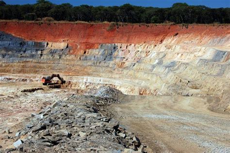 Guinea And Rio Tinto Sign Simandou Mine Development Agreement Seetao