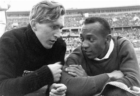 Spingi 'consenti' per giocare salto in lungospingi 'sempre consenti' per giocare salto in lungo. La bellissima amicizia tra Jesse Owens e Luz Long - Le ...