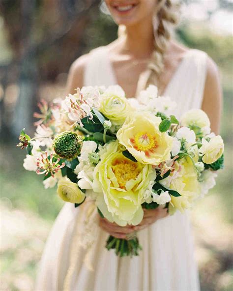 20 Yellow Wedding Bouquets To Brighten Up Your Big Day Martha Stewart