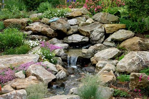Where to place rocks in a garden. How To Build Rock Garden | InteriorHolic.com