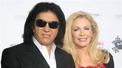 Kiss Frontman Gene Simmons Marries Long Time Partner Shannon Tweed In Los Angeles Daily Telegraph