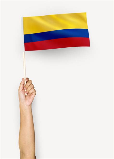 Share the best gifs now >>>. Persona que agita la bandera de la república de colombia ...