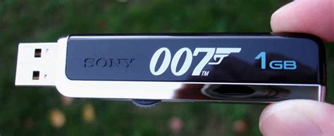 Sony 007 1gb Micro Vault Flash Drive