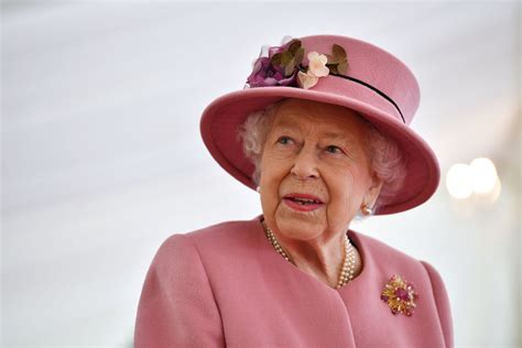 Elizabeth's reign also saw many brave voyages of discovery, including those of francis drake the arts flourished during elizabeth's reign. La reine Elizabeth II « démissionnera l'année prochaine ...