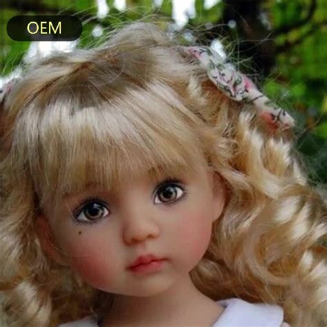 Hot Sell Safety Lifelike Beautiful Princess Dolls 20cm Plush Custom