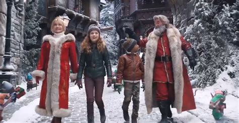 Kurt And Goldie Are Back In The Christmas Chronicles 2