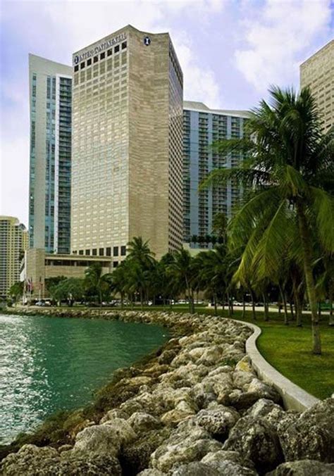 Pin By Gretchen Reidsema On Best Miami Hotels Miami Hotels Downtown