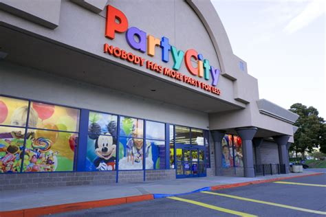 Global Helium Shortage Puts Future Of Party City Up In The Air