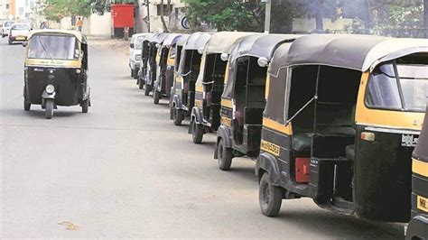 Pune Autorickshaw Driver Held For Trying To Extort Money For Returning