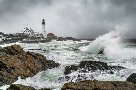 Ocean Storm At Portland Head Ocean Storm Lighthouse Photos Maine Photography