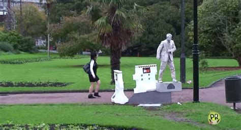 This Statue Prank Is A Classic Its Really Funny Kpopstarz