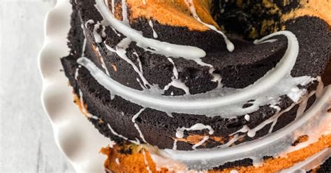 This Creamy And Chocolately Marble Bundt Cake Will Wow Foodtalk
