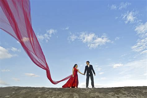 Jasa fotografi kami siap mengabadikan foto atau video prewedding anda karena kami percaya momen prewedding anda begitu berharga sebelum acara resepsi dimulai. KUMPULAN FOTO PREWEDDING JUPE | JASA EDIT ONLINE