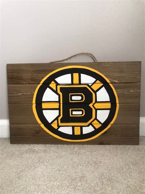Hand Painted Boston Bruins Wood Pallet Sign Hockey Sign Etsy