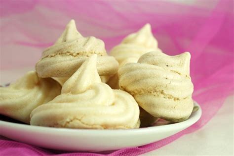 Authentic French Meringues How To Make The Dough At Home