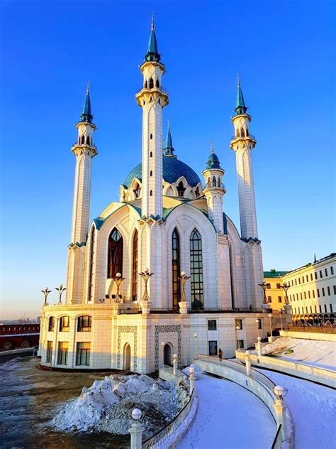 Казанский кремль (978.64 mi) kazan, tatarstan, russia, get directions. Достопримечательность Казанский кремль в Казани (Россия) с ...