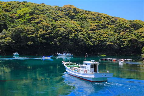 と思います (to omoimasu) more formal. 個性豊かな「五島列島」!5つの港から始まる"楽園の旅" | 長崎 ...