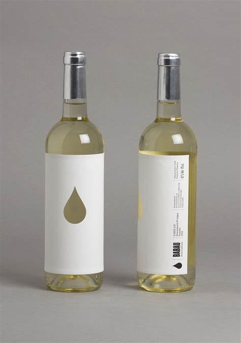 Die Cut Minimal Wine Label Design Packaging Selfadhesives Design