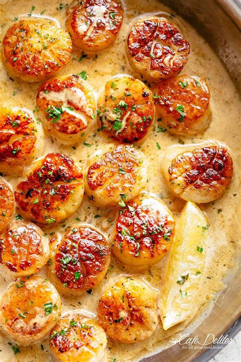1 pound dry sea scallops, tough muscle put a large pot of water on to boil. Creamy Garlic Scallops - Cafe Delites