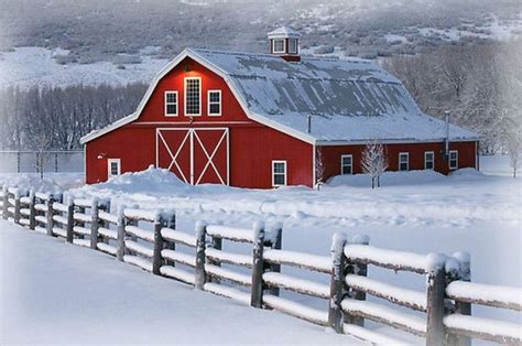 45 Beautiful Rustic And Classic Red Barn Inspirations Country Barns