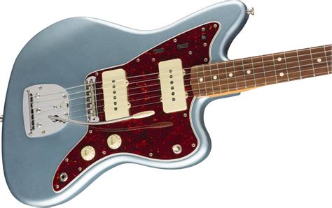The jazzmaster has been the signature sound for a huge range of artists for decades. Fender Vintera 60s Jazzmaster, Pau Ferro Fingerboard W ...