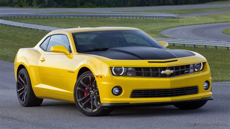 Yellow Chevrolet Camaro Ss 1le Background Wallpaper Windows 10 Wallpapers