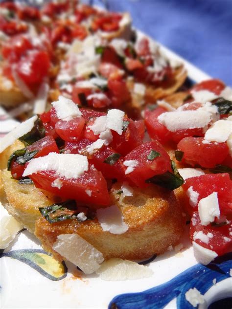 Spread goat cheese on toasted bread. Scrumpdillyicious: Bruschetta: Tomato Basil & Red Pepper ...
