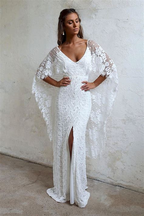 Top 40 Beautiful Grace Loves Lace Wedding Dresses Country