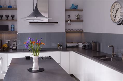 Here are for the more photos that you can see to add ideas about glass tile kitchen backsplash. Cool Ways To Update A Kitchen With A Glass Backsplash
