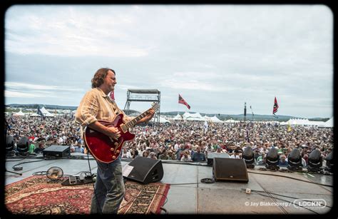 10 Intense Widespread Panic Performances That Will Give You Goosebumps